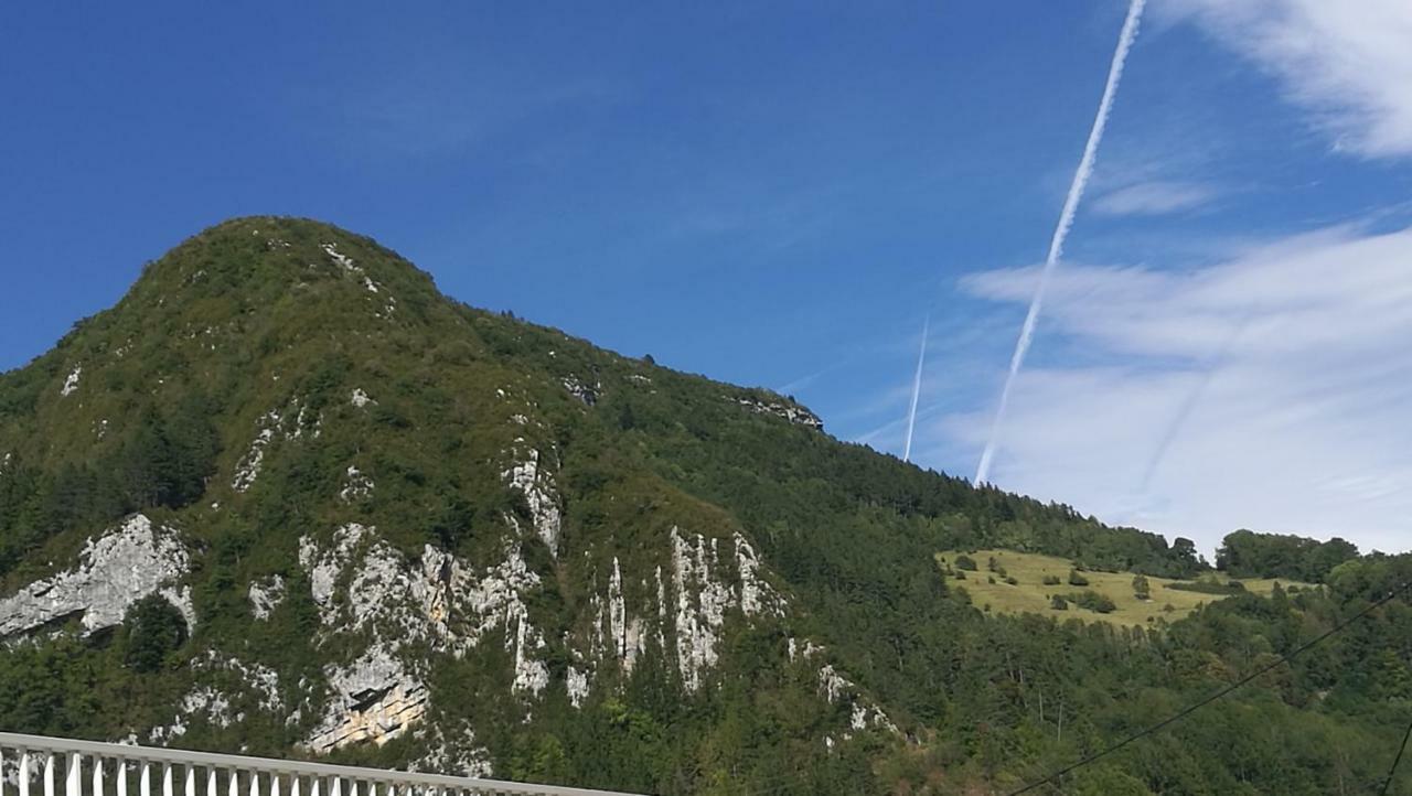 Charmant Studio Au Calme A 5 Min Du Centre Ville Saint-Claude Zewnętrze zdjęcie